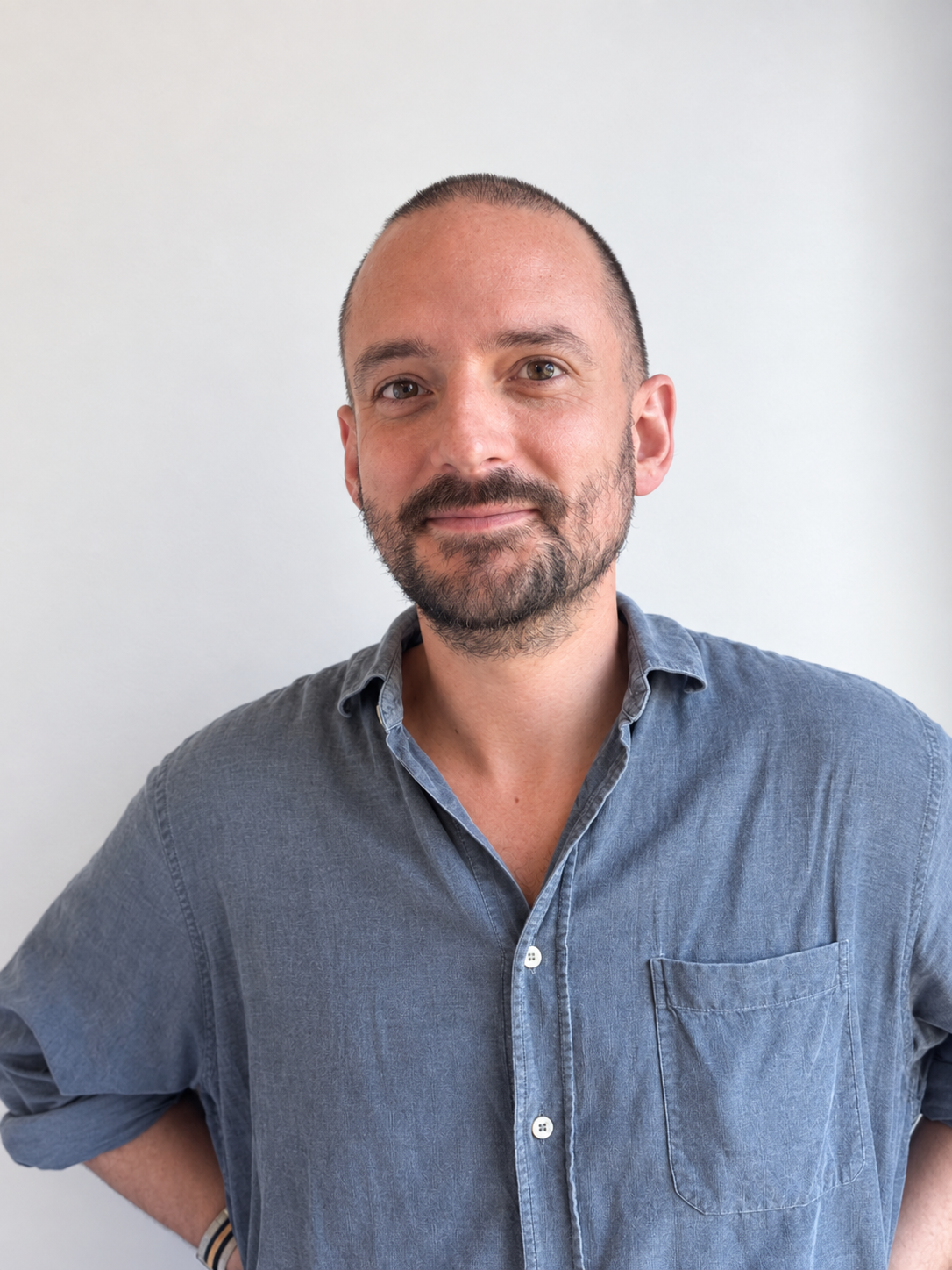 Portrait de Stanislas Le Corre, psychologue clinicien à Bordeaux